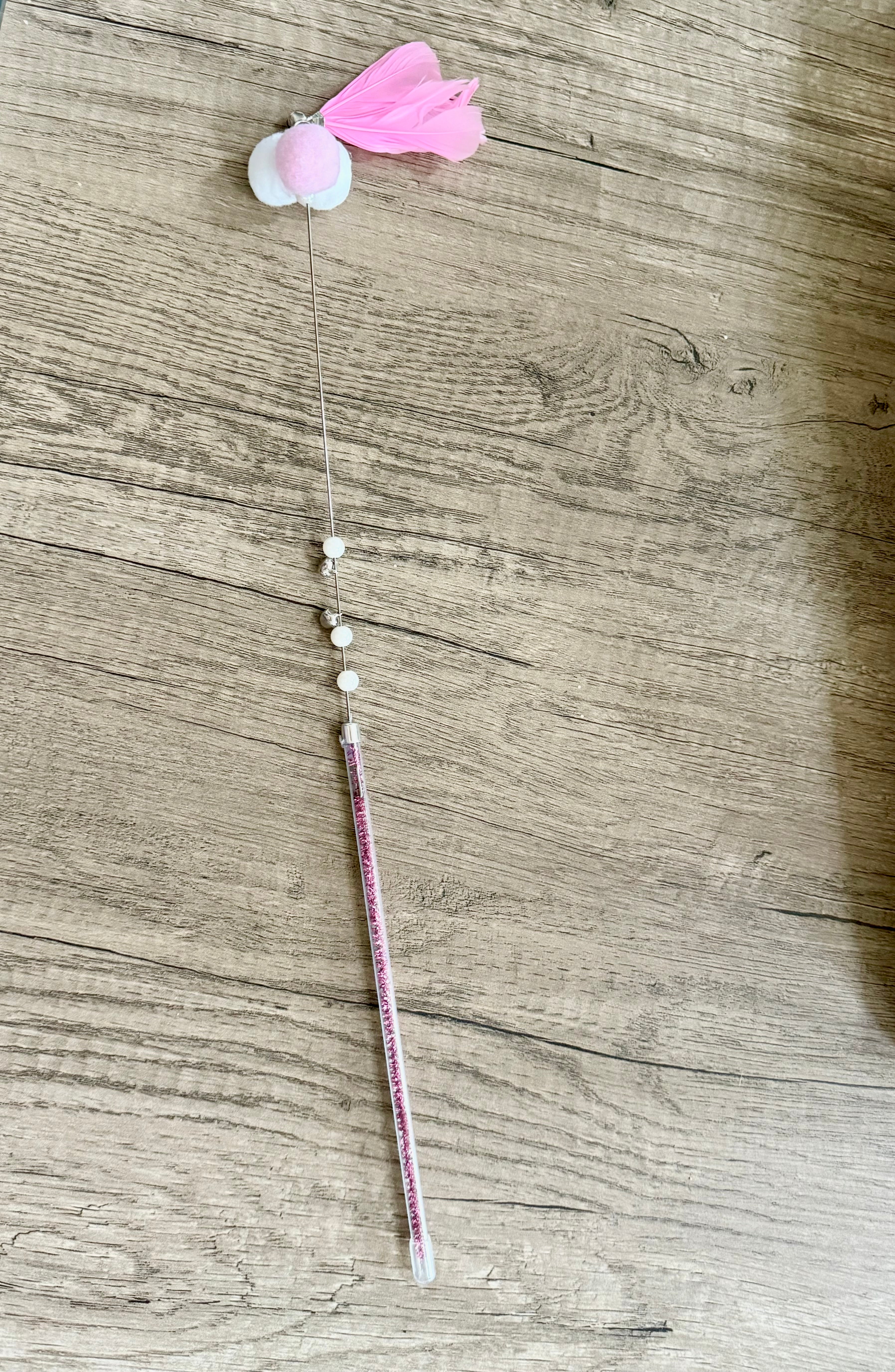 FurPrize!Glitz and Glam Kitty Pearl & Feather Cat Toy Wand