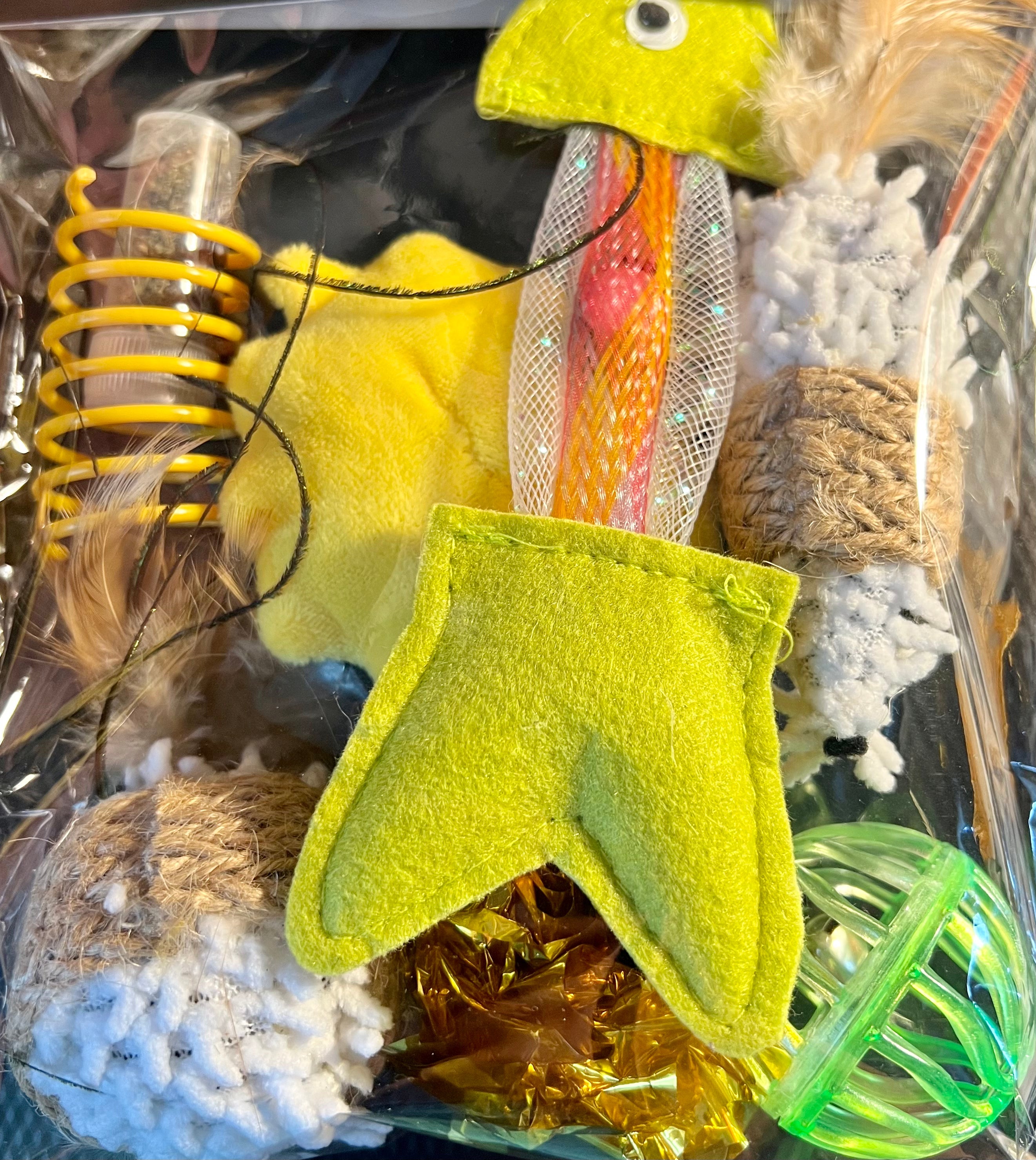 Furprize! Durian- green, Assorted Catnip Infusion Toys Cat Toy FurPrize!