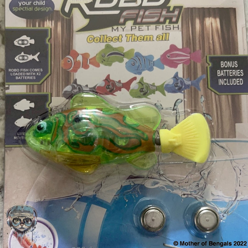 FurPrize! Interactive Robo Fish Cat Toy FurPrize! Green/assorted trim 